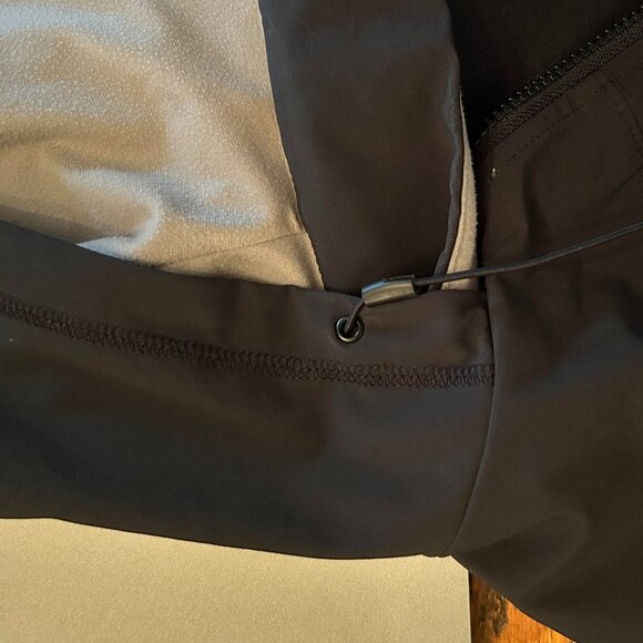 Marmot Coat - Picture 4 of 8